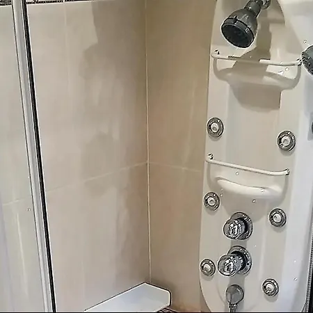 Three-bedroom In Apartment